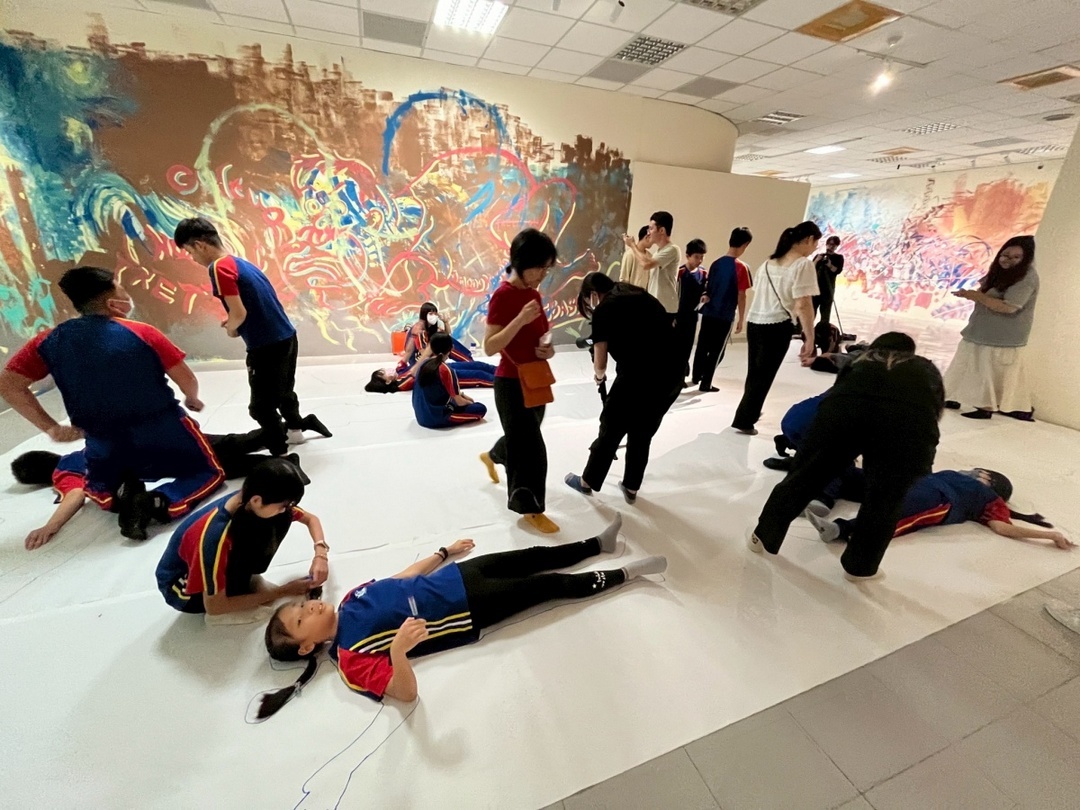 藝起來尋美-台南美術館肢體課程